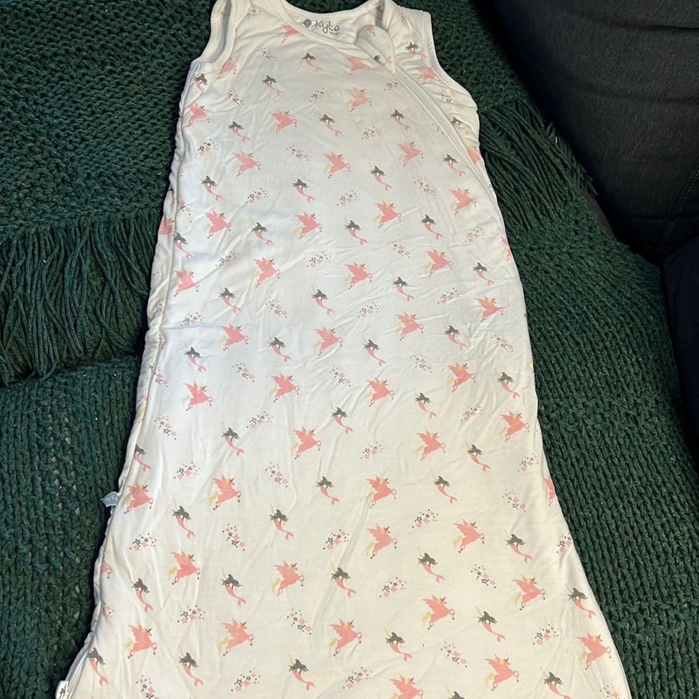 Kyte Baby sleep sack 6-18 months… unicorns & Mermaids